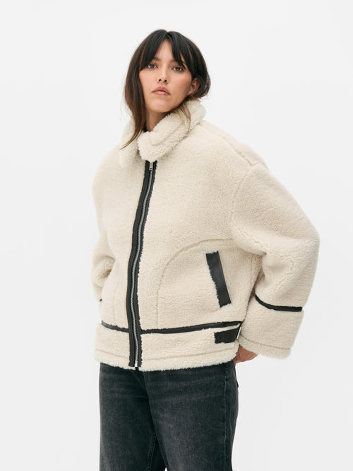 エマ® |エレガントでトレンディなジャケット